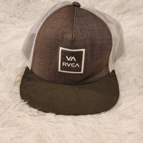 RVCA Hat - Picture 1 of 8